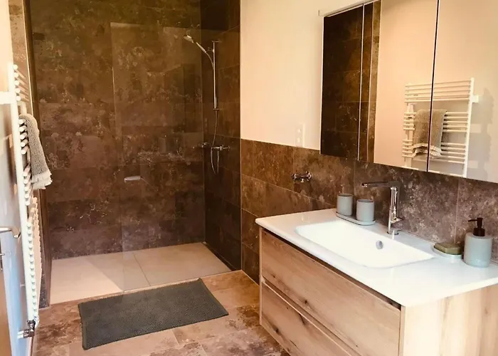 Neue 2-5- Im Dreigenerationen By Interhome Apartmán *